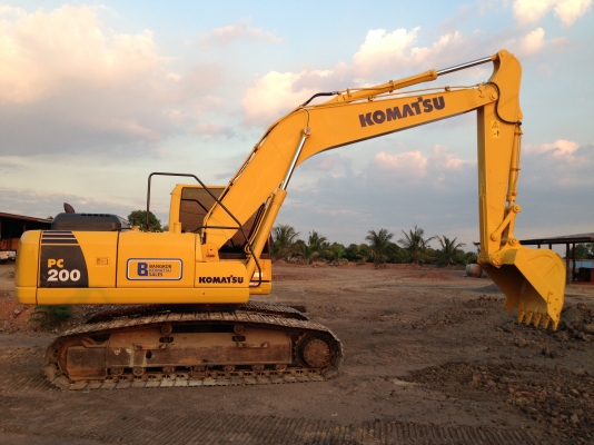 ขาย KOMATSU PC200-8MO 5000ชั่วโมง แห้งๆทั้งคัน สวยๆเลยครับ สนใจติดต่อโดยตรง 081-4283210 ขาย KOMATSU PC200-8MO 5000ชั่วโมง แห้งๆทั้งคัน สวยๆเลยครับ สนใจติดต่อโดยตรง 081-4283210