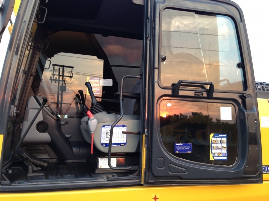 ขาย KOMATSU PC200-8MO 5000ชั่วโมง แห้งๆทั้งคัน สวยๆเลยครับ สนใจติดต่อโดยตรง 081-4283210 ขาย KOMATSU PC200-8MO 5000ชั่วโมง แห้งๆทั้งคัน สวยๆเลยครับ สนใจติดต่อโดยตรง 081-4283210