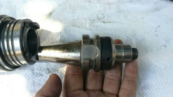 800 บ. กทม.ส่งฟรี 083-2000058 IDline : line832923 ชุดแกนสวมส่งถ่ายกำลังมาหมุนกัดชิ้นงานตัวสวมเป็นเตเปอร์แน่น 800 บ. กทม.ส่งฟรี 083-2000058 IDline : line832923 ชุดแกนสวมส่งถ่ายกำลังมาหมุนกัดชิ้นงานตัวสวมเป็นเตเปอร์แน่น