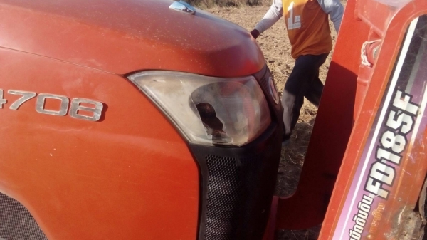 รถไถ 47 แรง ปี 56 / 500 ช.ม อุปกร 2 ชิ้น พร้อมลุยงาน ราคาเบา ฯ 367000 ทะเบียนพร้อม สอบ ถามทีเบอร์ วันทูคอล 098 668-3479 dtac 094 283-9369 สิทธิ์ คับ รถไถ 47 แรง ปี 56 / 500 ช.ม อุปกร 2 ชิ้น พร้อมลุยงาน ราคาเบา ฯ 367000 ทะเบียนพร้อม สอบ ถามทีเบอร์ วันทูคอล 098 668-3479 dtac 094 283-9369 สิทธิ์ คับ