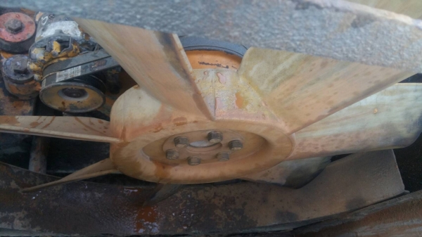 ขายเครื่องพร้อมปั้ม KOMATSU 4D105-3