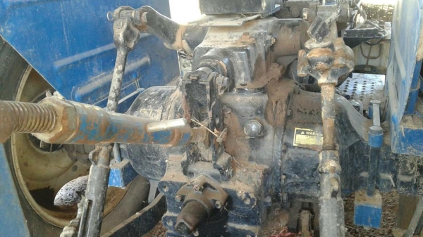 ขายรถไถฟรอด์ 6600รุ่นT6สภาพยางเต็มช่วงล่างดี เอกสารครบ อุปกรณ์ดันหน้า ผานหลัง7