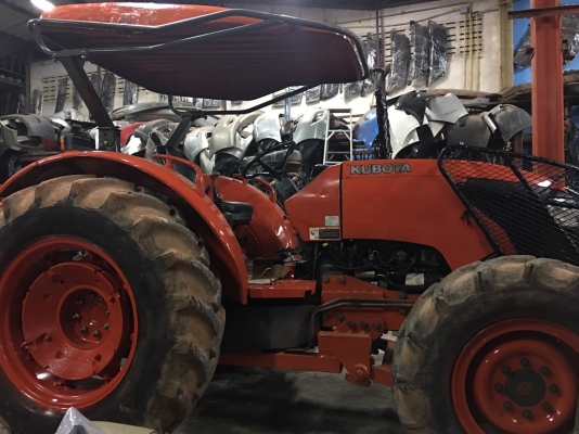 ขาย M7040 พร้อมทะเบียน สภาพพร้อมใช้ ขาย M7040 พร้อมทะเบียน สภาพพร้อมใช้