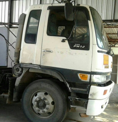 หัวลาก ฮีโน่ FM3M 240ปี45 รถห้าง.สวยๆ สภาพดีหัวบางเดิมพายในครบพร้อมใช้งาน ทะเบียนพร้อมโอน