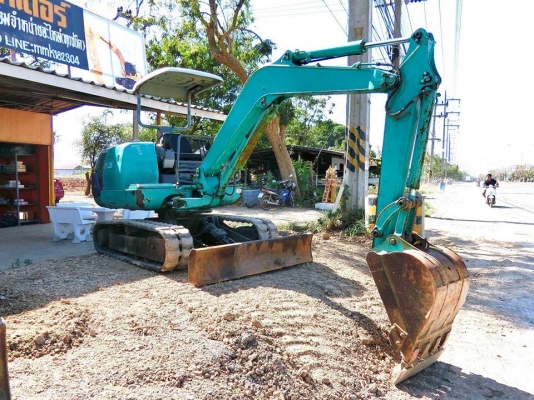 KOMATSU 25-7 ขนาดPC-25 (มีVDOชม) คอลโทนนำ้มัน รถเก่านอกแท้มีเอกสาร☎️สนใจติดต่อ 085-5632278 (ราคาต่อรองได้)