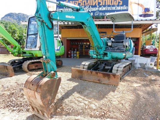 KOMATSU 25-7 ขนาดPC-25 (มีVDOชม) คอลโทนนำ้มัน รถเก่านอกแท้มีเอกสาร☎️สนใจติดต่อ 085-5632278 (ราคาต่อรองได้)