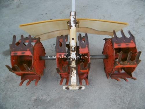 ราคาพิเศษ 9,500 บาท!! เครื่องกำจัดวัชพืชในร่องข้าว KIORITZ รุ่น : PC-301E รหัสสินค้า : 80803320  www.nihonmono.com