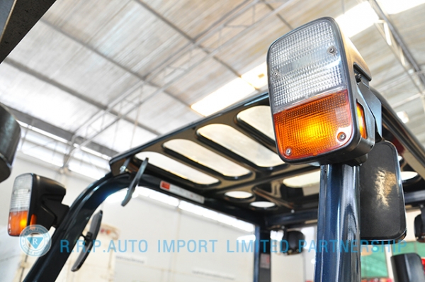 ขายรถโฟล์คลิฟท์มือสอง TOYOTA รุ่น 7FD40-16177 นำเข้าจากประเทศญี่ปุ่น 100\% ไม่เคยใช้งานในไทย