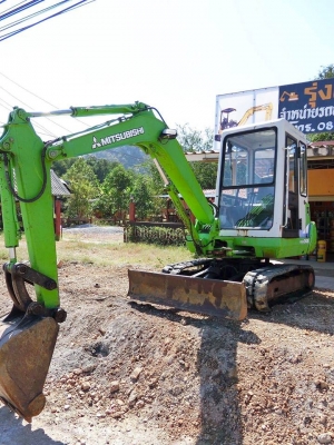 MITSUBISHI mm30B ขนาดPC-30 (คอลโทนสั้นปั๊มนิ้ว)รถเก่านอกแท้มีเอกสารอินวอย☎️ติดต่อ 085-5632278 (ราคาต่อรองได้)