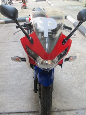 Honda CBR150Rปี 54
