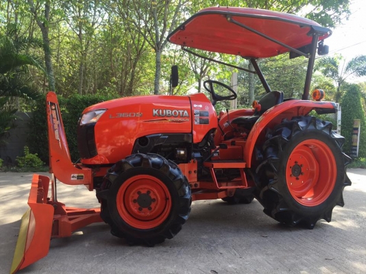 ขายรถไถ Kubota L3608 (4WD) พร้อมใบมีดและผานพรวนช้าง รถสวยๆ พร้อมใช้งาน