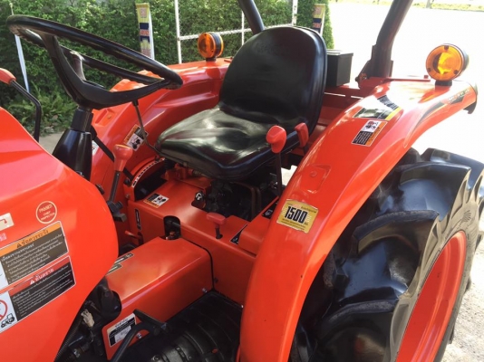 ขายรถไถ Kubota L3608 (4WD) พร้อมใบมีดและผานพรวนช้าง รถสวยๆ พร้อมใช้งาน