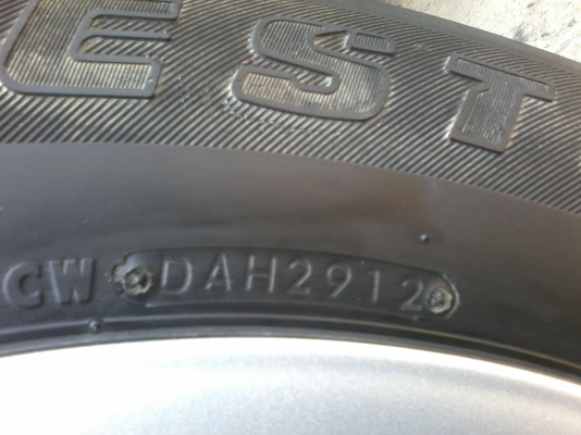 ขายล้อขอบ17พร้อมยางลด 8500