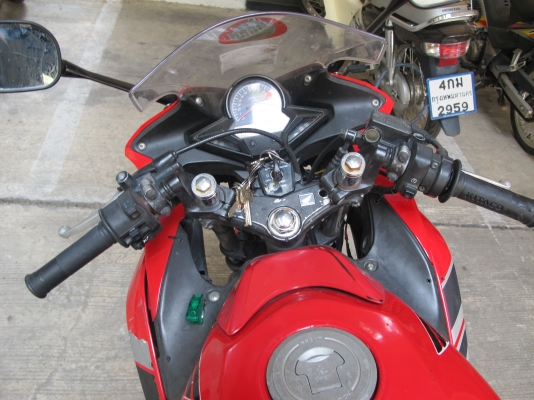 ็Honda cbr150R ปี54