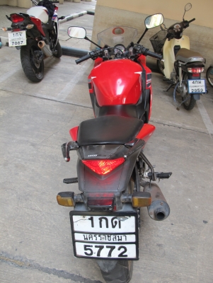 ็Honda cbr150R ปี54