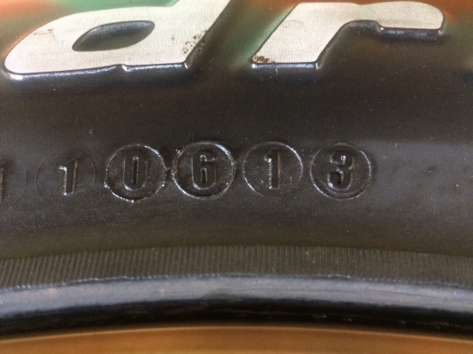 ล้อ te37 ขอบ17 พร้อมยาง bf all ปี 13