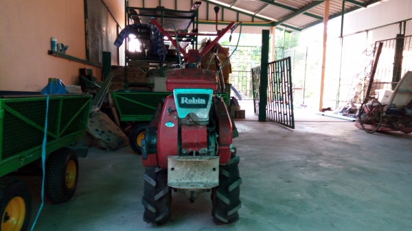 รถพรวนดิน รถสับดิน