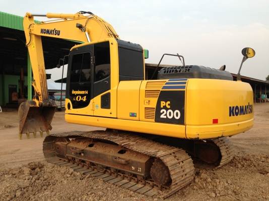 ขาย KOMATSU PC200-8 (7800 ชั่วโมง) ขอรูปเพิ่มได้ครับ รถสวยพร้อมใช้งาน สนใจติดต่อเจ้าของโดยตรง 081-4283210 ไอดีไลน์ Adul.14