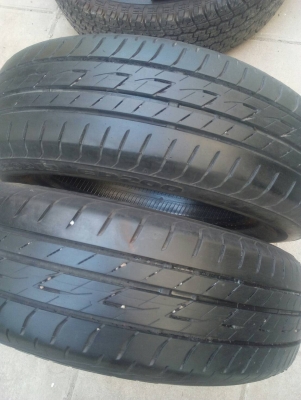 175/65R15  BRIDGESTONE ECOPIA EP200 ปี14 มี 2 เส้น  tel. 081-427-3941