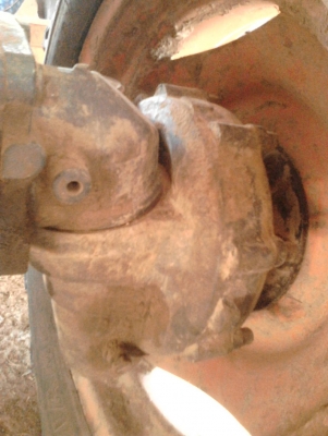 รถไถ 45  แรง ปึ 52   เครื่องแห้งดี  พร้อมลุยงาน อุปกร  2 ชิ้น  ราคา  เบาฯฯ  225000 บาท    ดูรถ   วันทูคอล 098 668-3479 dtac 094 283-9369 สิทธิ์ คับ