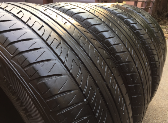 ยาง Dunlop 285 60 18 ปลายปี13 พร้อมใช้งาน ราคาไม่แพง ยาง Dunlop 285 60 18 ปลายปี13 พร้อมใช้งาน ราคาไม่แพง