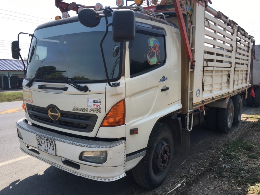 10 ล้อ 2 เพลา HINO MEGA 260 แรง ปี 47 ไมล์ 200,000 กม .กระบะเหล็กไม่ดั้ม มีระบบลากพ่วง ราคา 1.28 ล้าน ต่อรอง