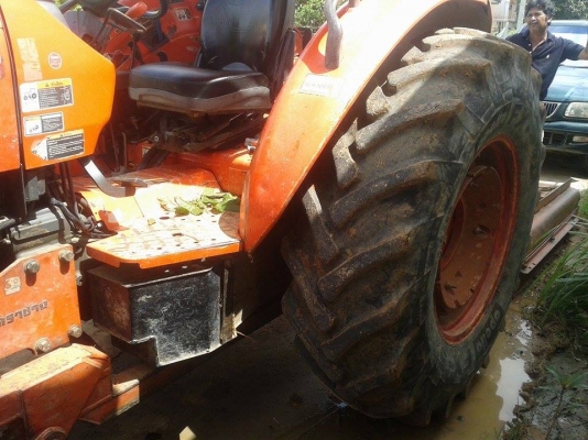 KUBOTA M9540 2เพลา รถใช้งานอยู่ เล่มพร้อม อุปกรณ์ 6ชิ้น ราคาต่อรองได้ สนใจติดต่อ 087 2976734