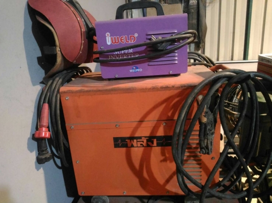 ขายครับ ตู้เชื่อมไฟฟ้า 2ตู้ พลัง200/300 สวยมากๆ ขายครับ ตู้เชื่อมไฟฟ้า 2ตู้ พลัง200/300 สวยมากๆ