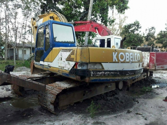 ขายรถแบคโฮ KOBELCO SK200-/// เอกสารเล่ม ระบบไฟตัด ราคา 690000
