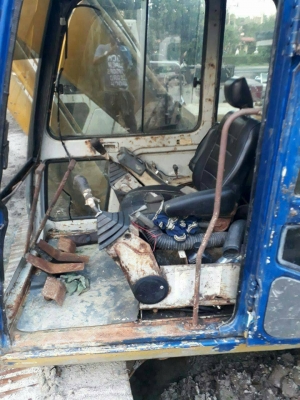 ขายรถแบคโฮ KOBELCO SK200-/// เอกสารเล่ม ระบบไฟตัด ราคา 690000