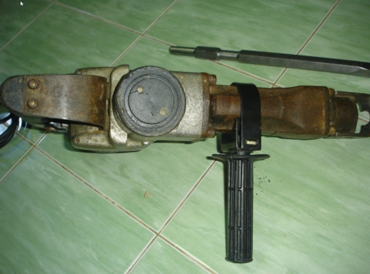 ขายสกัดไฟฟ้า (แย็ก) makita รุ่น HM1201