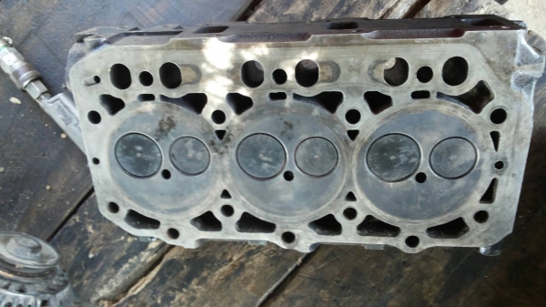 ขายครับฝาสูบ3D84 ฝาสวย มี2ฝา ขายครับฝาสูบ3D84 ฝาสวย มี2ฝา