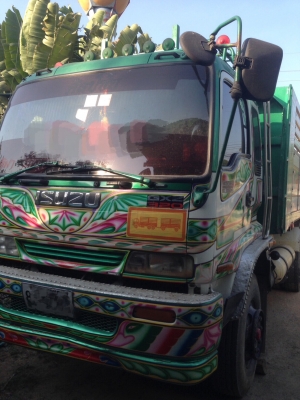 ขายรถพ่วง 22 ล้อ แม่-ลูก กระบะเนียมดั้ม ติดแก๊ ISUZU 270 ปี.43 แม่ลูกดั้ม ถ้าให้ทำเครื่องเป็นน้ำมันให้ ราคา1500000 ถ้าแบบแก๊ส ราคา1300000 สนใจรีบโทร&amp;ID.081-3531946 อยู่.นครปฐม