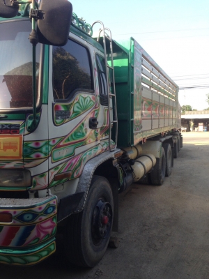 ขายรถพ่วง 22 ล้อ แม่-ลูก กระบะเนียมดั้ม ติดแก๊ ISUZU 270 ปี.43 แม่ลูกดั้ม ถ้าให้ทำเครื่องเป็นน้ำมันให้ ราคา1500000 ถ้าแบบแก๊ส ราคา1300000 สนใจรีบโทร&amp;ID.081-3531946 อยู่.นครปฐม