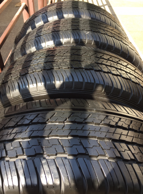 ยาง Dunlop 225 65 17 ปี15 ดอกเต็ม ไม่มีปะ ใช้ยาว ราคาไม่แพง ยาง Dunlop 225 65 17 ปี15 ดอกเต็ม ไม่มีปะ ใช้ยาว ราคาไม่แพง