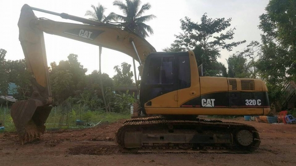 ขายรถแบคโฮ CAT 320-C สเป็กญี่ปุ่น ช่วงล้างเต็ม เอวแน้น ไฟฟ้าสมบูรณ์ เอกสารเล่มทะเบียน ปี.54  ราคาต่อรอง สนใจโทร.0813531946