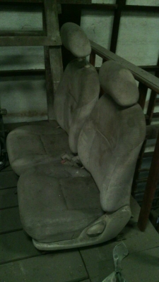 ขายเบาะvigoราคา800บาทโทร0931915945