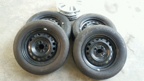 ขายล้อกระทะพร้อมฝาครอบ Mirage 175 65 14 ปี 16