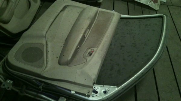 ประตูvigoซ้ายราคา4500บาทโทร0931915945