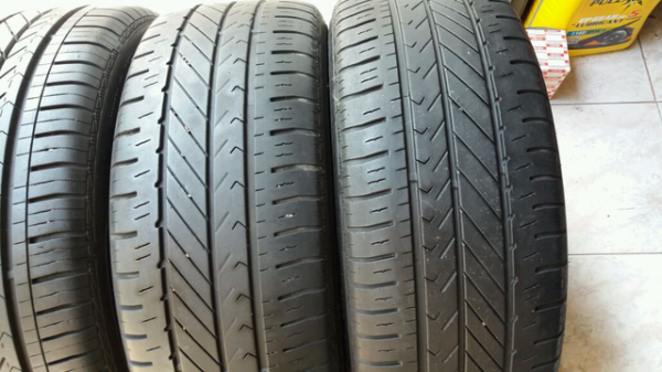 ขายยาง Goodyear 195 55 15 ปี 14