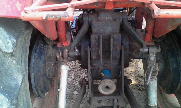 ขายรถไถนั่งขับคูโบต้าL2601พร้อมผาน4และถังปั๊มสามสูบไว้ฉีดยา ขายรถไถนั่งขับคูโบต้าL2601พร้อมผาน4และถังปั๊มสามสูบไว้ฉีดยา