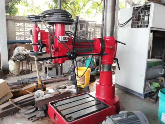 .....สว่านแขนแดง พร้อมใช้งาน.....