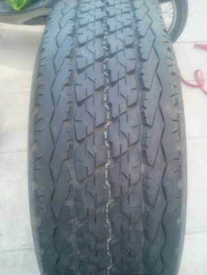 225-75R15 BRIDGESTONE  DURAVIS R669 HD มี 1 เส้น พร้อมยางใน โทร.081-427-3941