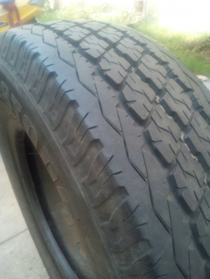225-75R15 BRIDGESTONE  DURAVIS R669 HD มี 1 เส้น พร้อมยางใน โทร.081-427-3941