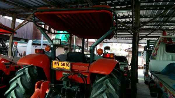 ขายรถไถคูโบต้า M6040 ทำงาน983 ชม.อุปกรณ์ดันหน้า โรตารี่ สภาพเดิมสวยเครื่องดี เอกสารเล่มทะเบียนครบ