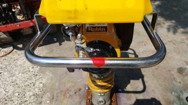 จิงโจ้เครื่องตบดิน พร้อมใช้งาน ราคา 15800 บาท สอบถามได้ ต่อรองได้ ขายได้ขายครับ จิงโจ้เครื่องตบดิน พร้อมใช้งาน ราคา 15800 บาท สอบถามได้ ต่อรองได้ ขายได้ขายครับ