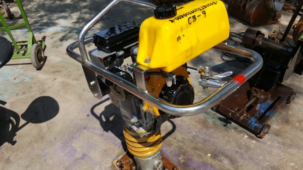 จิงโจ้เครื่องตบดิน พร้อมใช้งาน ราคา 15800 บาท สอบถามได้ ต่อรองได้ ขายได้ขายครับ จิงโจ้เครื่องตบดิน พร้อมใช้งาน ราคา 15800 บาท สอบถามได้ ต่อรองได้ ขายได้ขายครับ