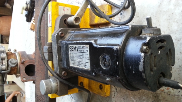 ขายมอเตอร์เจียรรางแท่น หรือ จะเจียรลบเหลี่ยมก็ได้ เก่าญี่ปุ่น ไฟ100v. ขาย 4,800