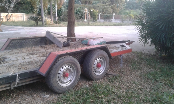 เทรลเล่อร์เล็ก เทรลเล่อร์เล็ก