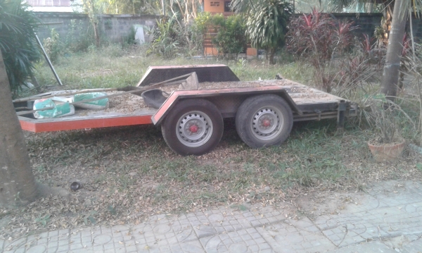 เทรลเล่อร์เล็ก